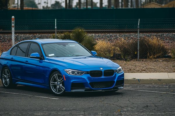 Restaurer une voiture vintage : guide pour débutant